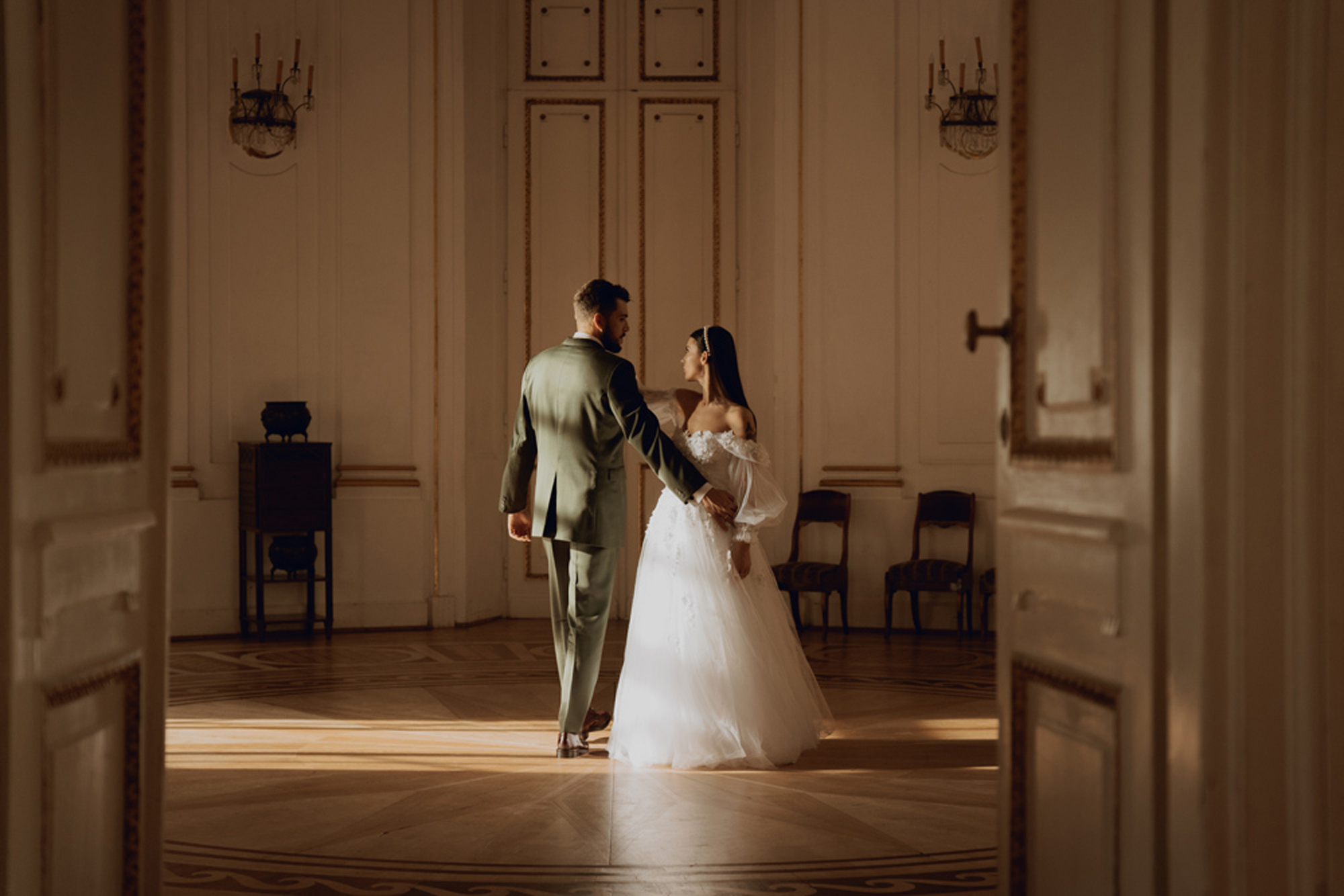 sesja slubna w palacu jesienna00059 - Sesja ślubna w pałacu w Jabłonnie