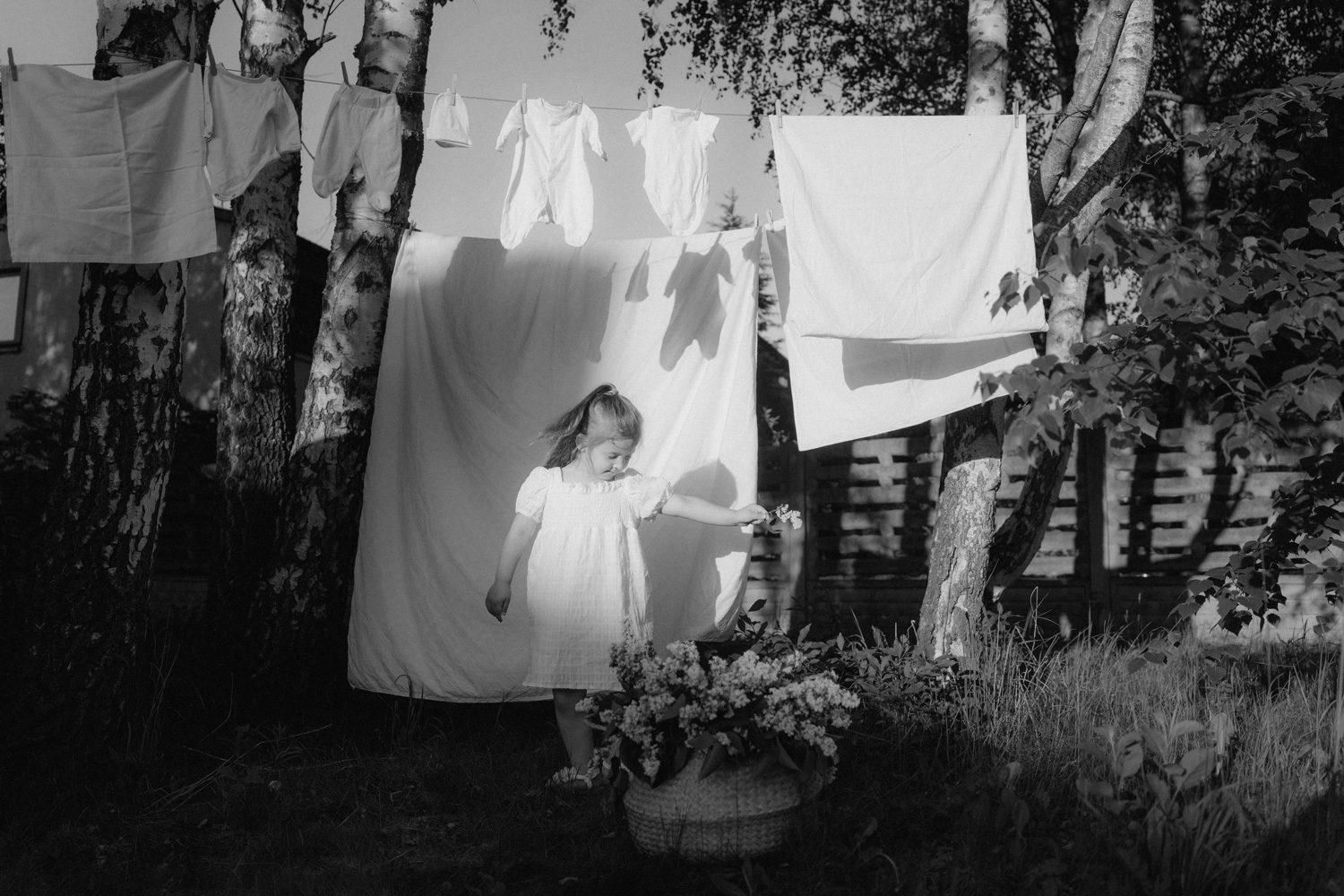 Sesjarodzinna sesja ciazowa 00016 - Sesja ciążowo-rodzinna w sielskim klimacie