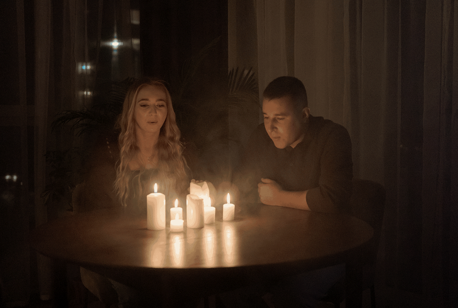 sesja narzeczenska w domu00007 - Sesja narzeczeńska w domu