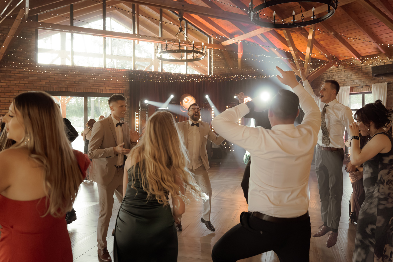 wesele w siedlisko czyzow00137 - Ślub kościelny w plenerze i wesele w Siedlisko Czyż&oacute;w