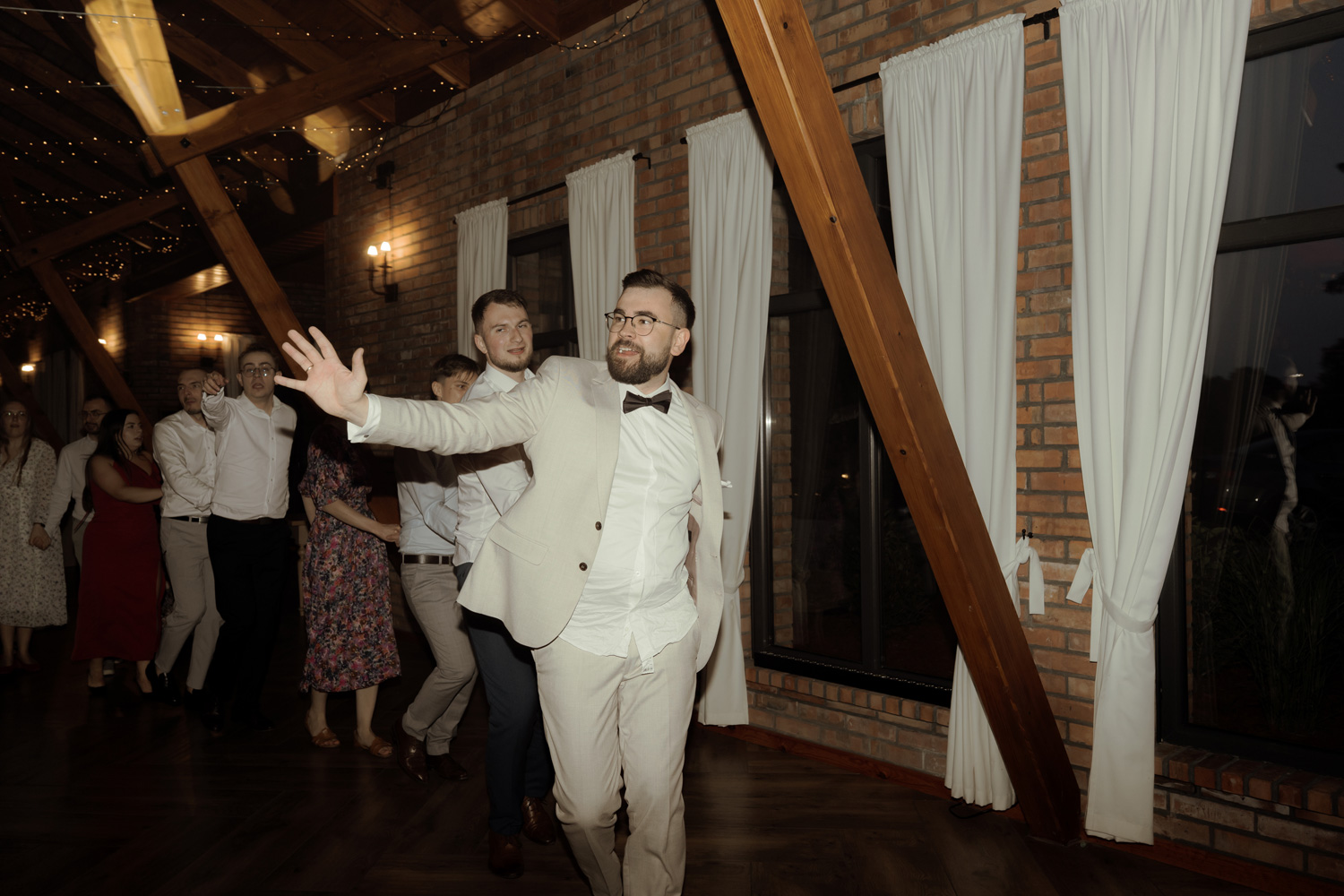 wesele w siedlisko czyzow00146 - Ślub kościelny w plenerze i wesele w Siedlisko Czyż&oacute;w