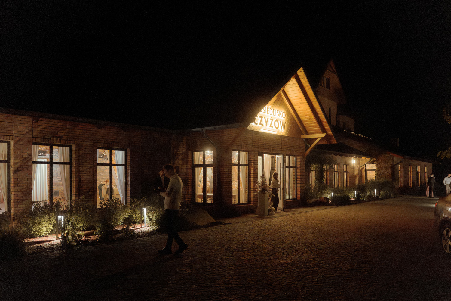 wesele w siedlisko czyzow00217 - Ślub kościelny w plenerze i wesele w Siedlisko Czyż&oacute;w