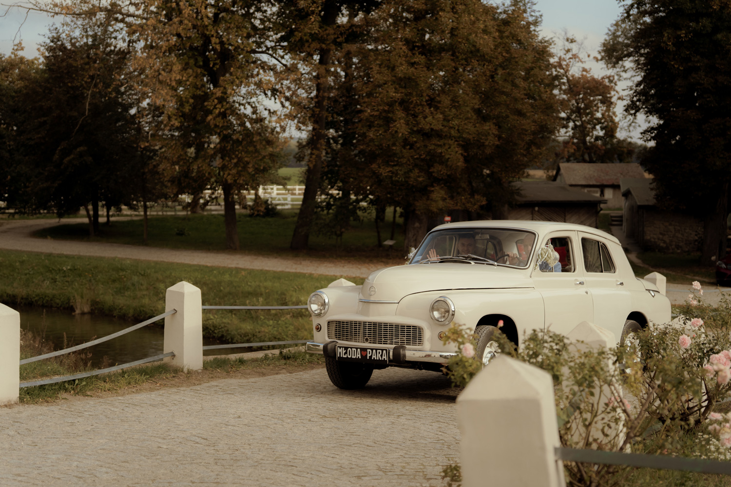 palac w kurozwekach wesele00012 - Pałac w Kurozwękach - jesienne wesele