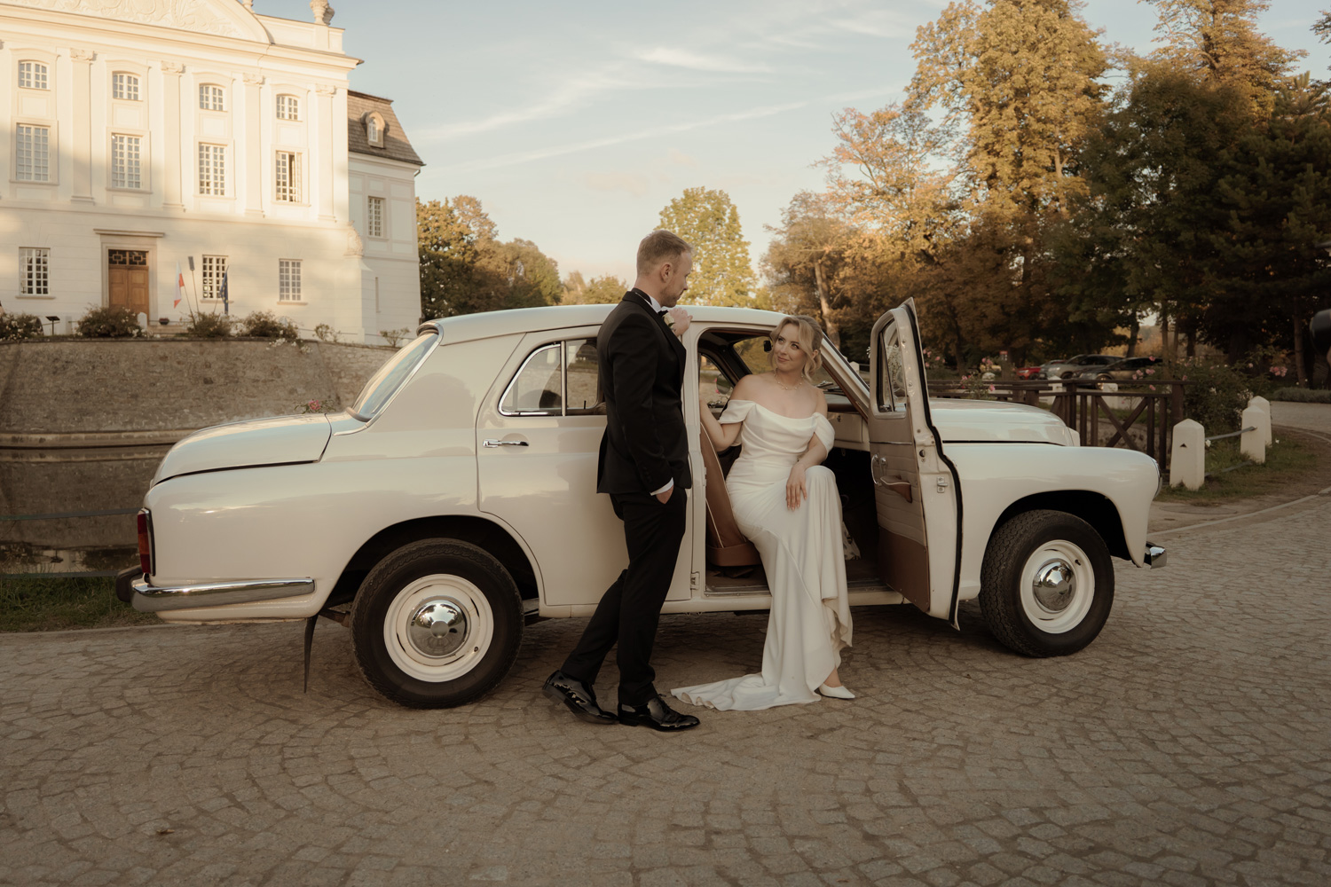 palac w kurozwekach wesele00044 - Pałac w Kurozwękach - jesienne wesele