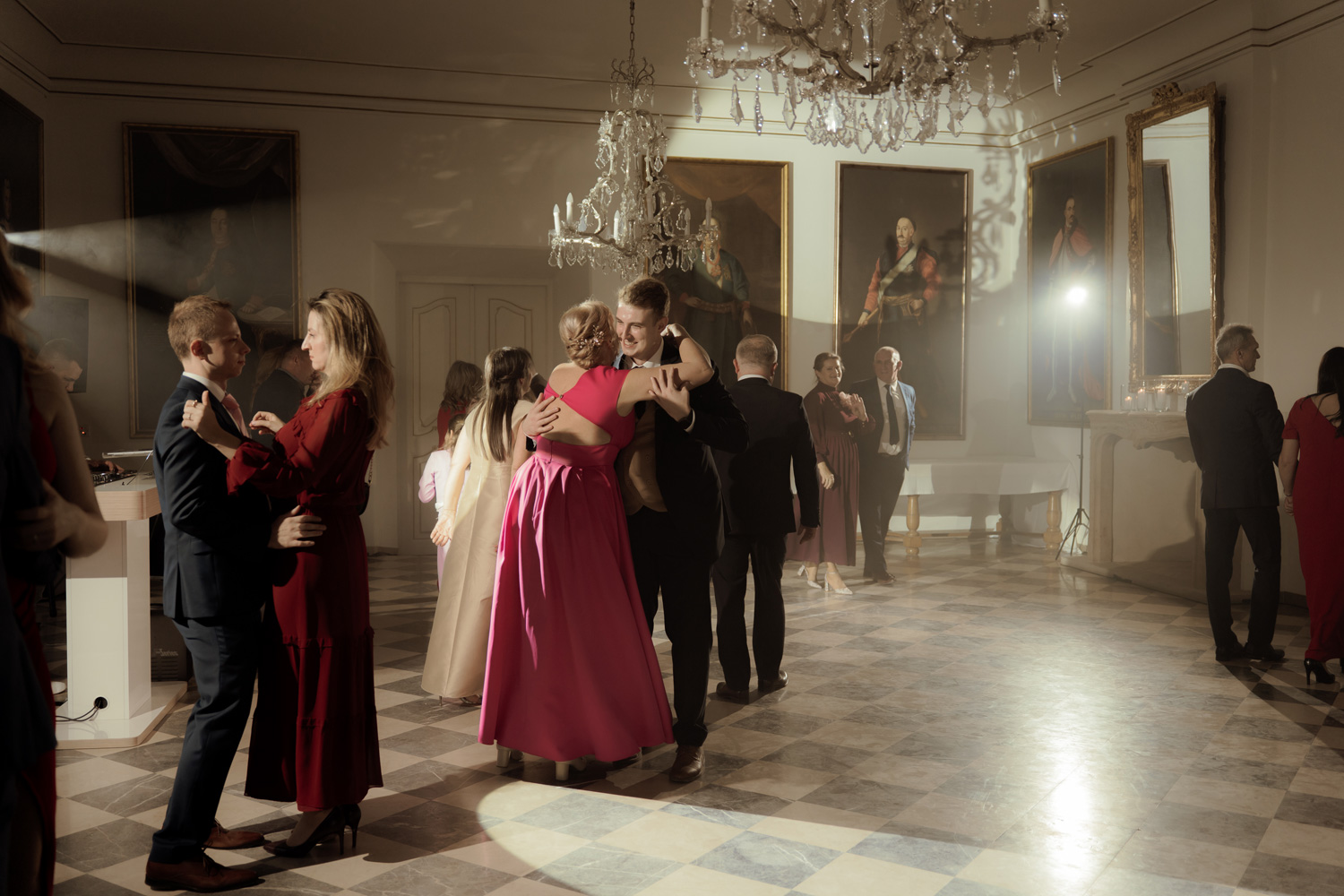 palac w kurozwekach wesele00073 - Pałac w Kurozwękach - jesienne wesele