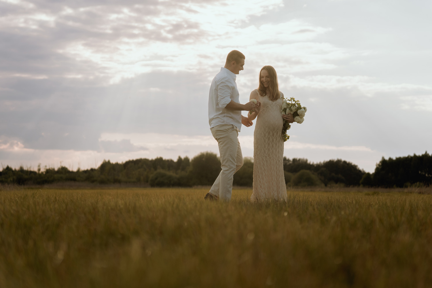 sesja ciazowa kielce00006 - Sesja ciążowa na łące