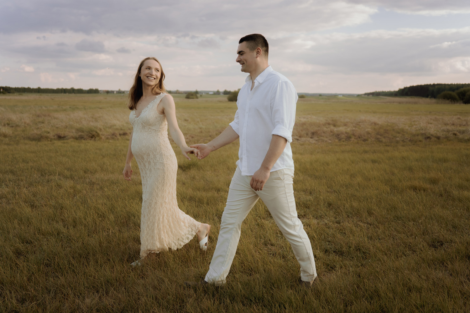 sesja ciazowa kielce00016 - Sesja ciążowa na łące