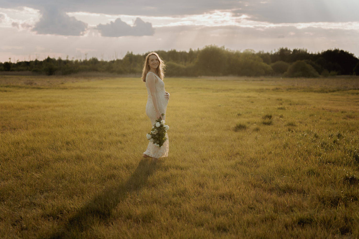 sesja ciazowa kielce00032 - Sesja ciążowa na łące