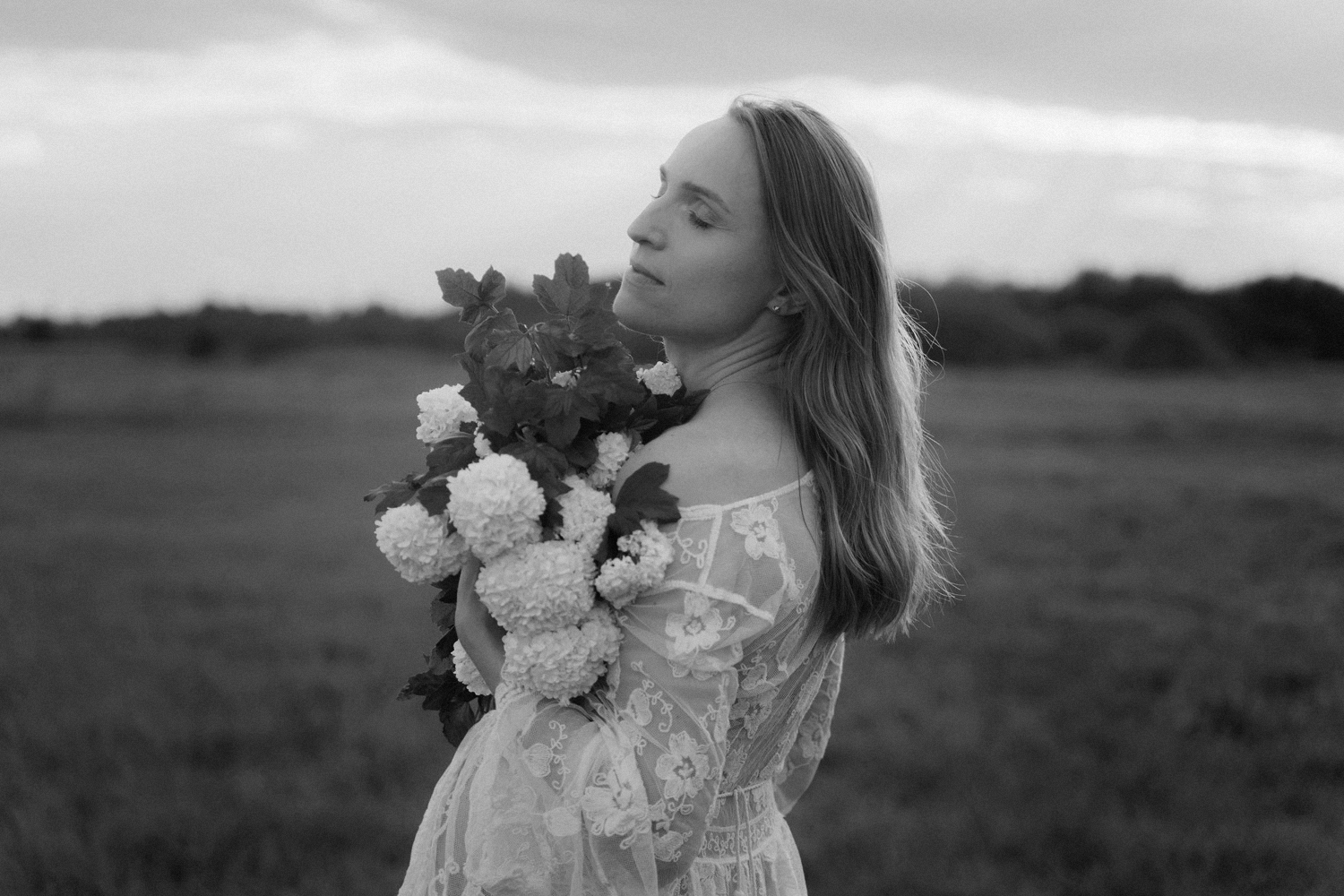 sesja ciazowa kielce00052 - Sesja ciążowa na łące