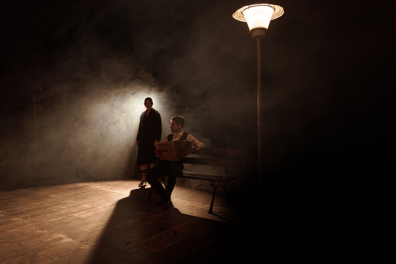 Sesja narzeczeńska w klimacie filmów noir