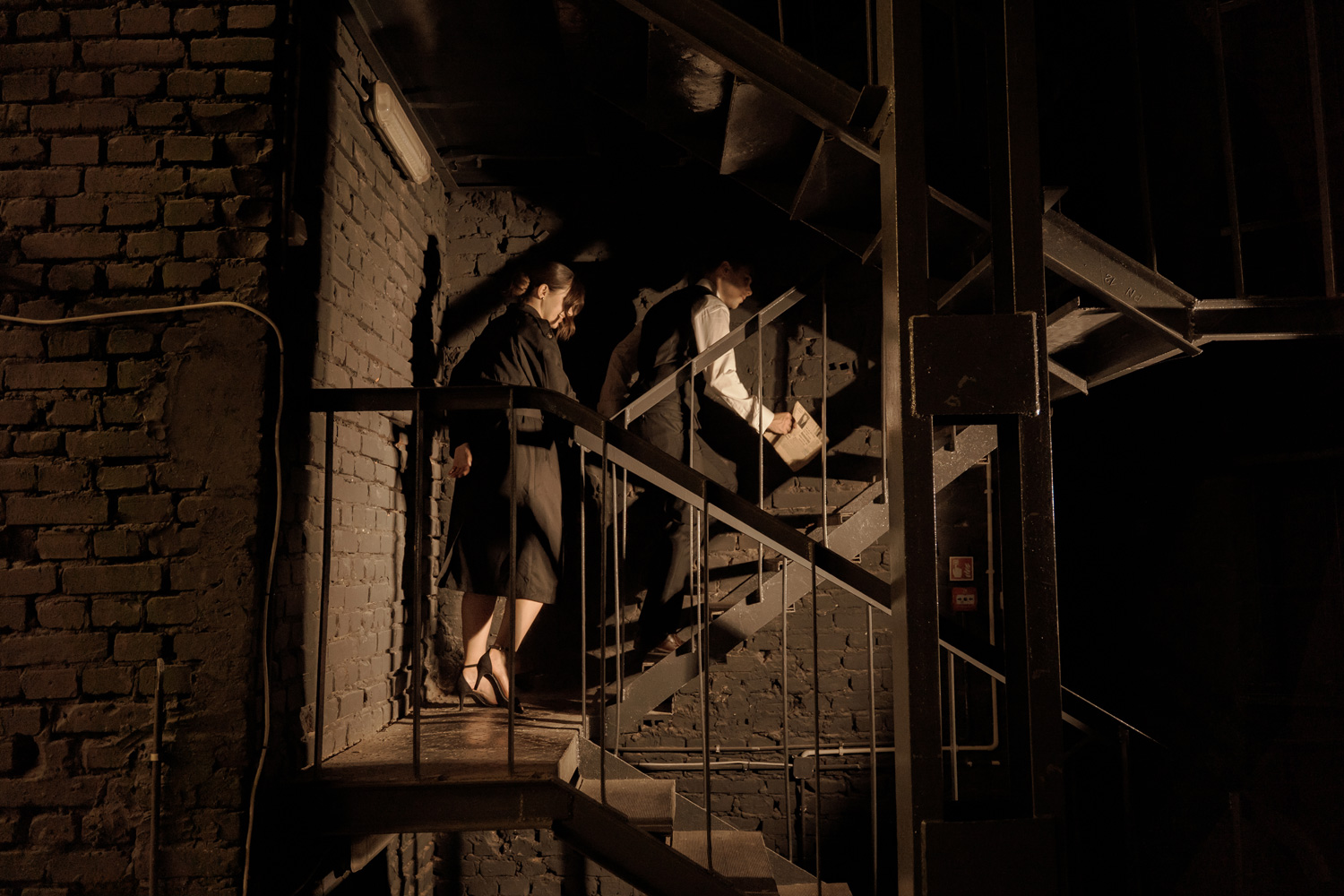 sesja narzeczenska kielce00024 - Sesja narzeczeńska w klimacie film&oacute;w noir