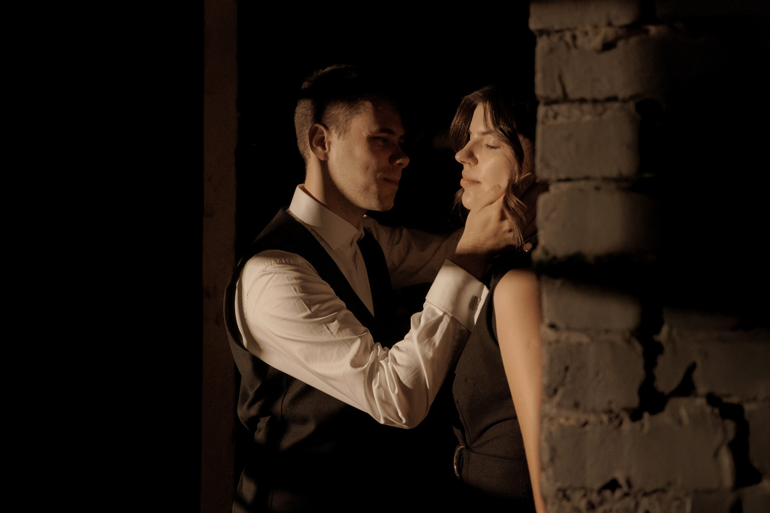 sesja narzeczenska kielce00049 - Sesja narzeczeńska w klimacie film&oacute;w noir