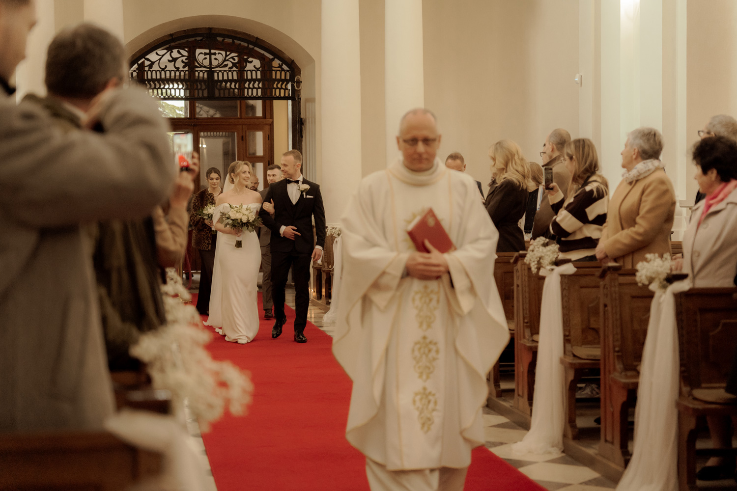 slub na swietym krzyzu00019 - Pałac w Kurozwękach - jesienne wesele