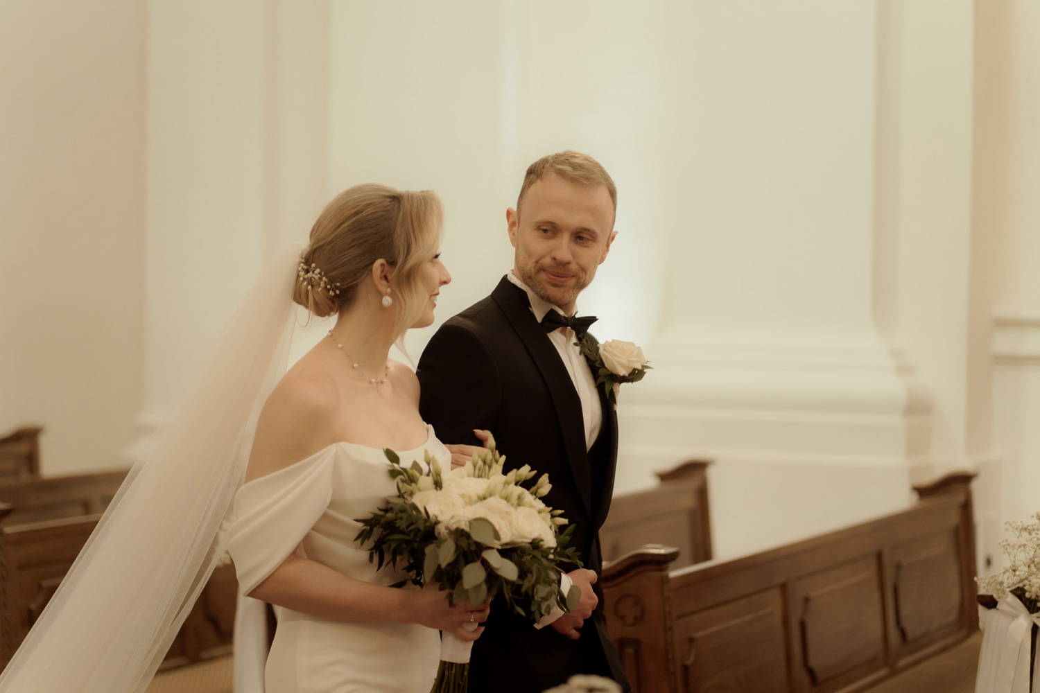 slub na swietym krzyzu00020 - Pałac w Kurozwękach - jesienne wesele