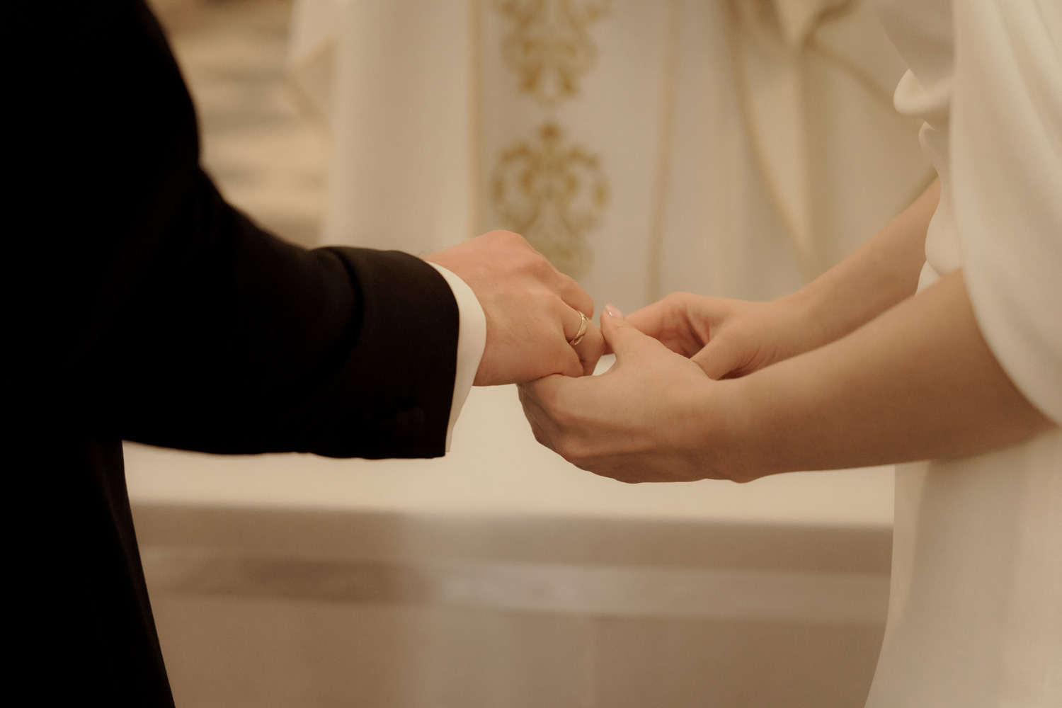 slub na swietym krzyzu00037 - Pałac w Kurozwękach - jesienne wesele