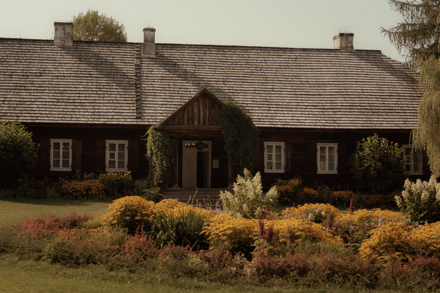 slub w plenerze tokarnia00001 - Polsko-hiszpański ślub w plenerze - Tokarnia