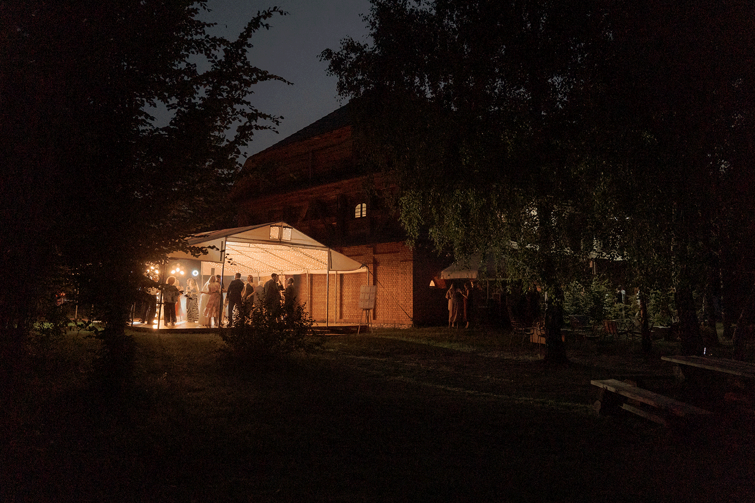 slub w plenerze tokarnia00006 - Polsko-hiszpański ślub w plenerze - Tokarnia