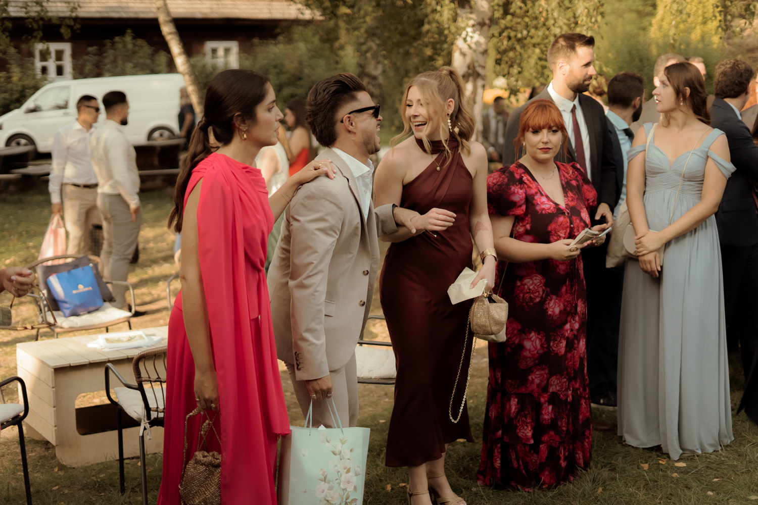 slub w plenerze tokarnia00007 1 - Polsko-hiszpański ślub w plenerze - Tokarnia