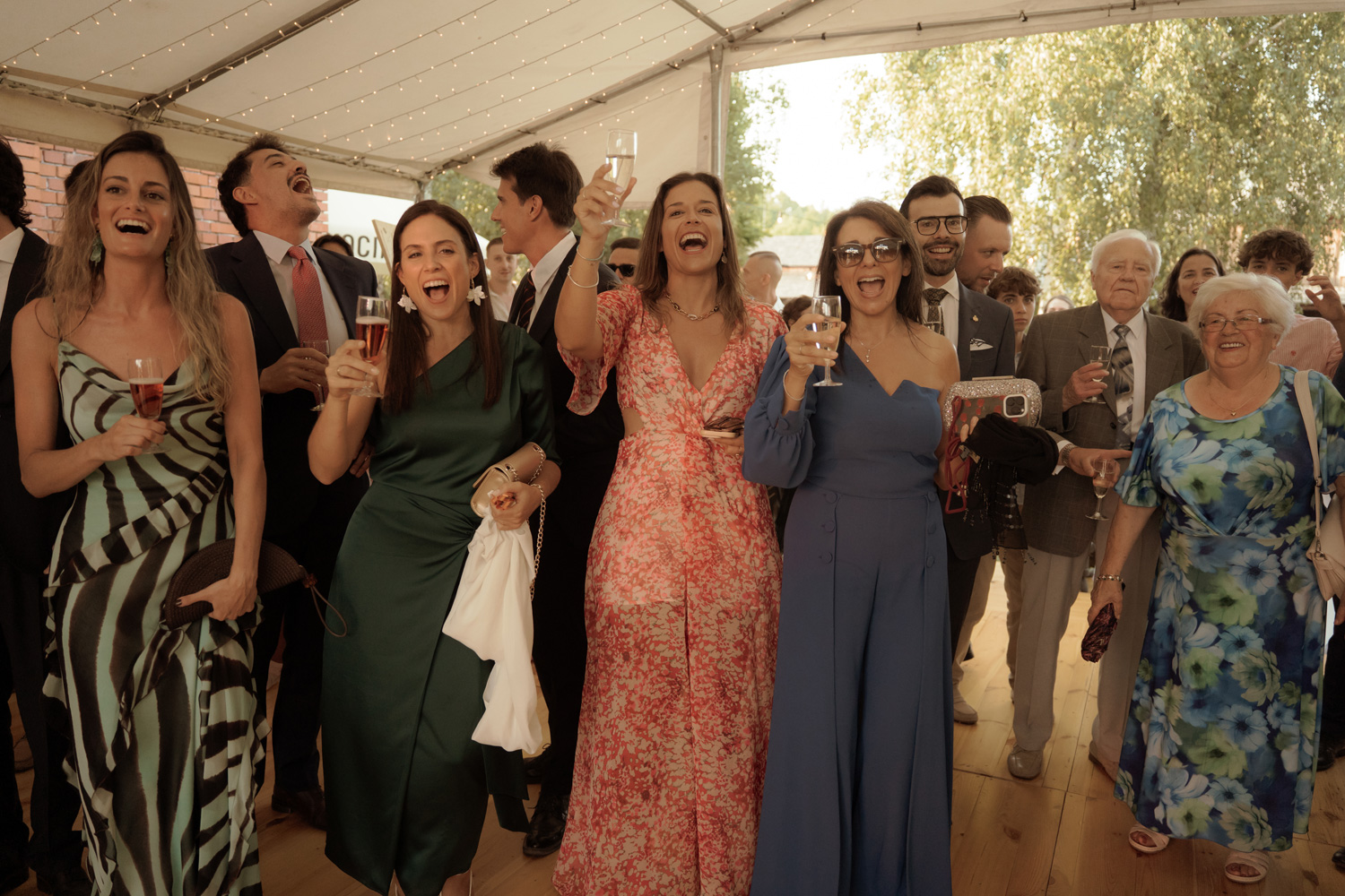 slub w plenerze tokarnia00013 1 - Polsko-hiszpański ślub w plenerze - Tokarnia