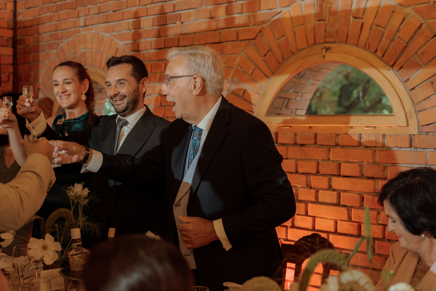 slub w plenerze tokarnia00034 1 - Polsko-hiszpański ślub w plenerze - Tokarnia