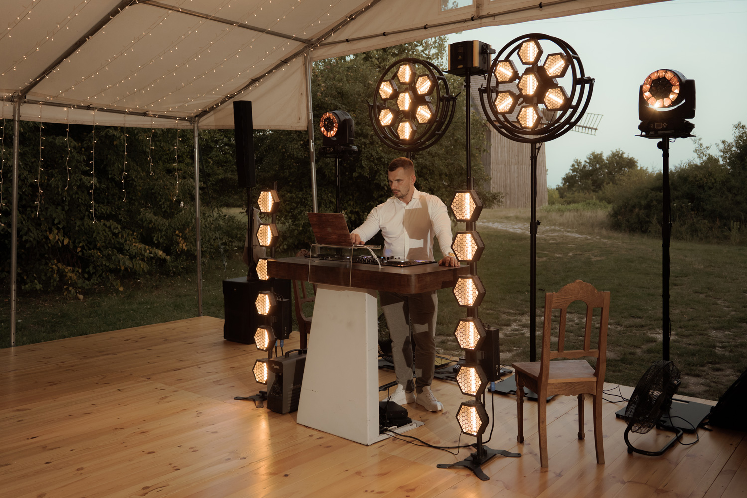 slub w plenerze tokarnia00058 1 - Polsko-hiszpański ślub w plenerze - Tokarnia