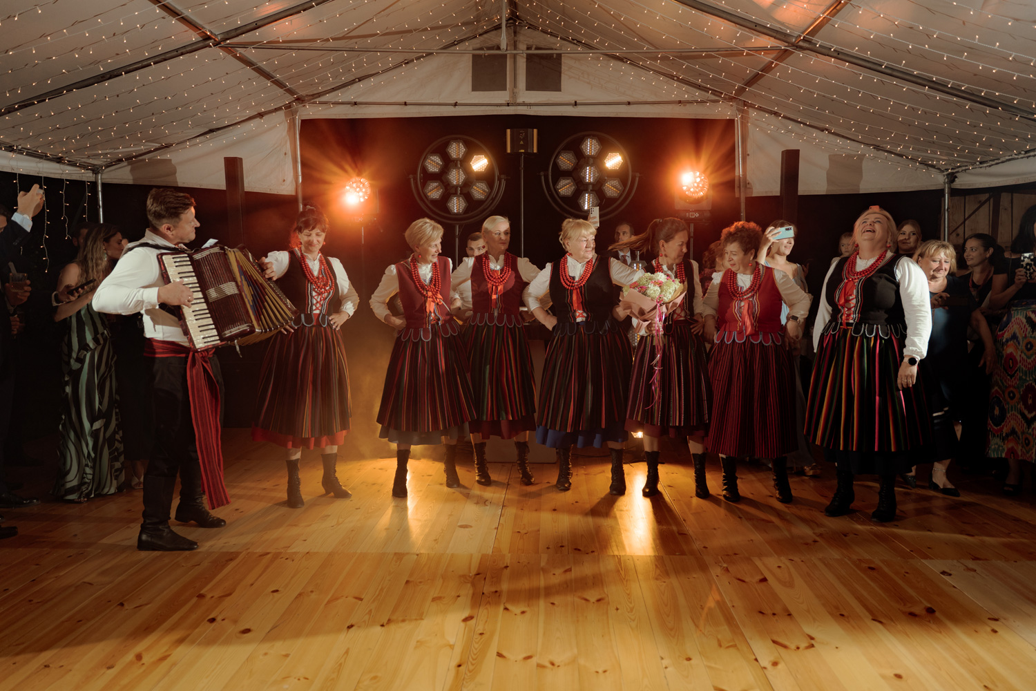 slub w plenerze tokarnia00099 - Polsko-hiszpański ślub w plenerze - Tokarnia