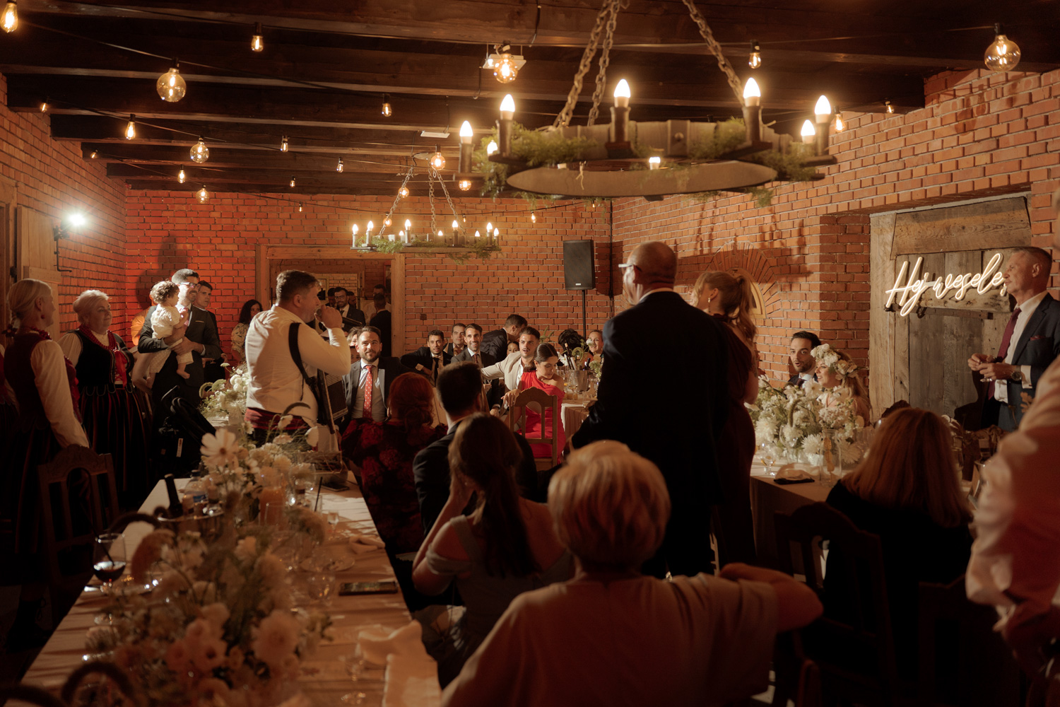 slub w plenerze tokarnia00117 - Polsko-hiszpański ślub w plenerze - Tokarnia