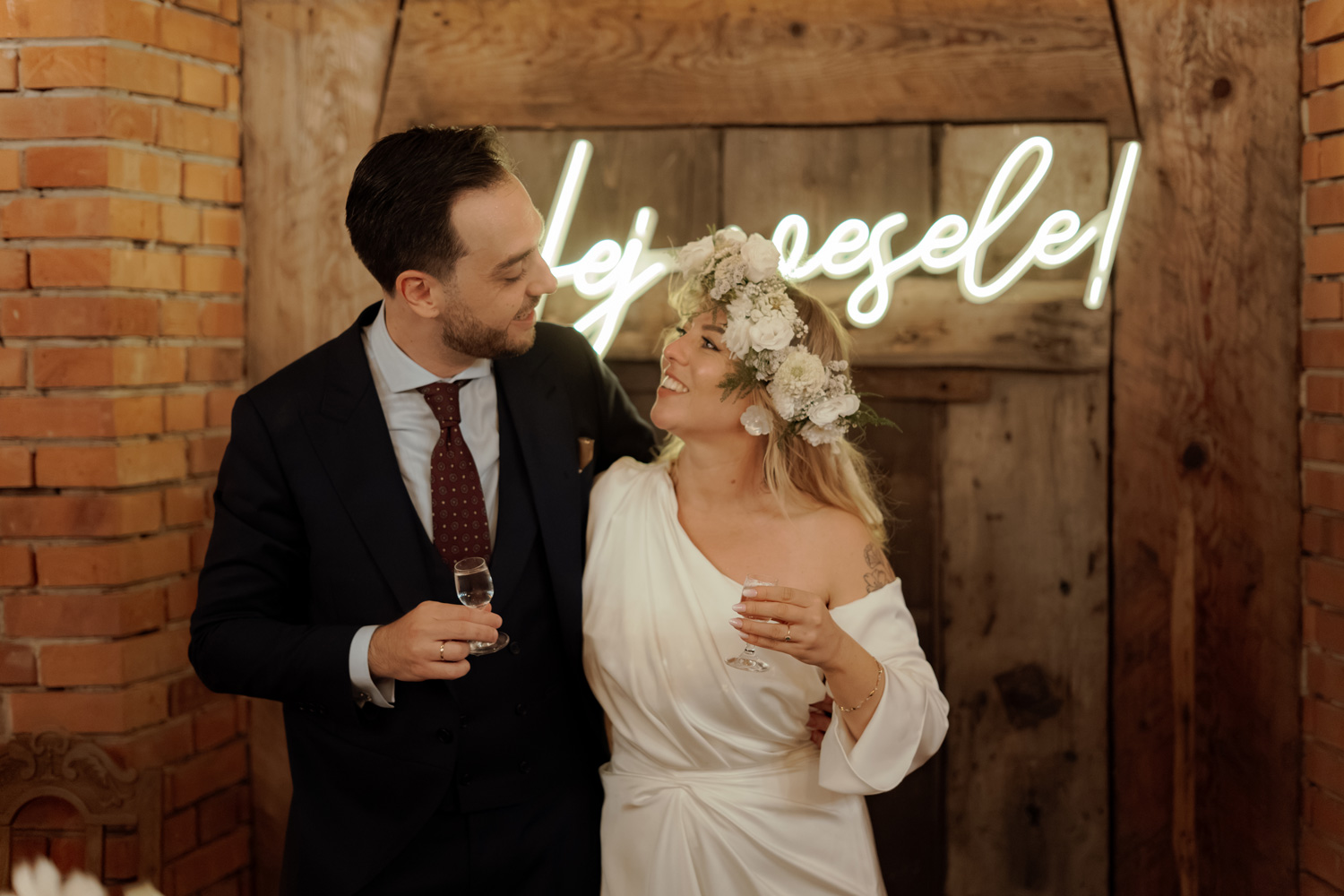 slub w plenerze tokarnia00124 - Polsko-hiszpański ślub w plenerze - Tokarnia