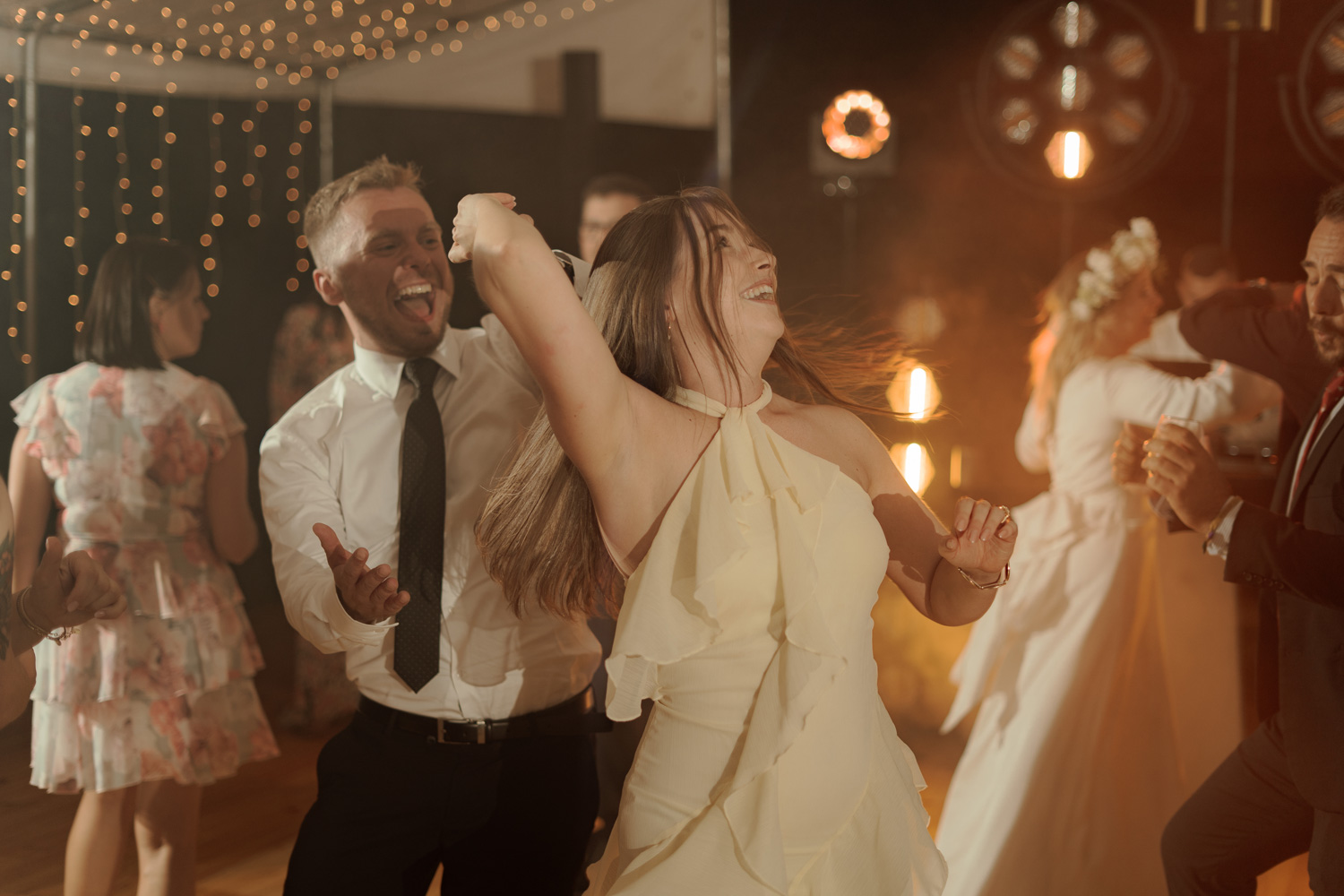 slub w plenerze tokarnia00151 - Polsko-hiszpański ślub w plenerze - Tokarnia