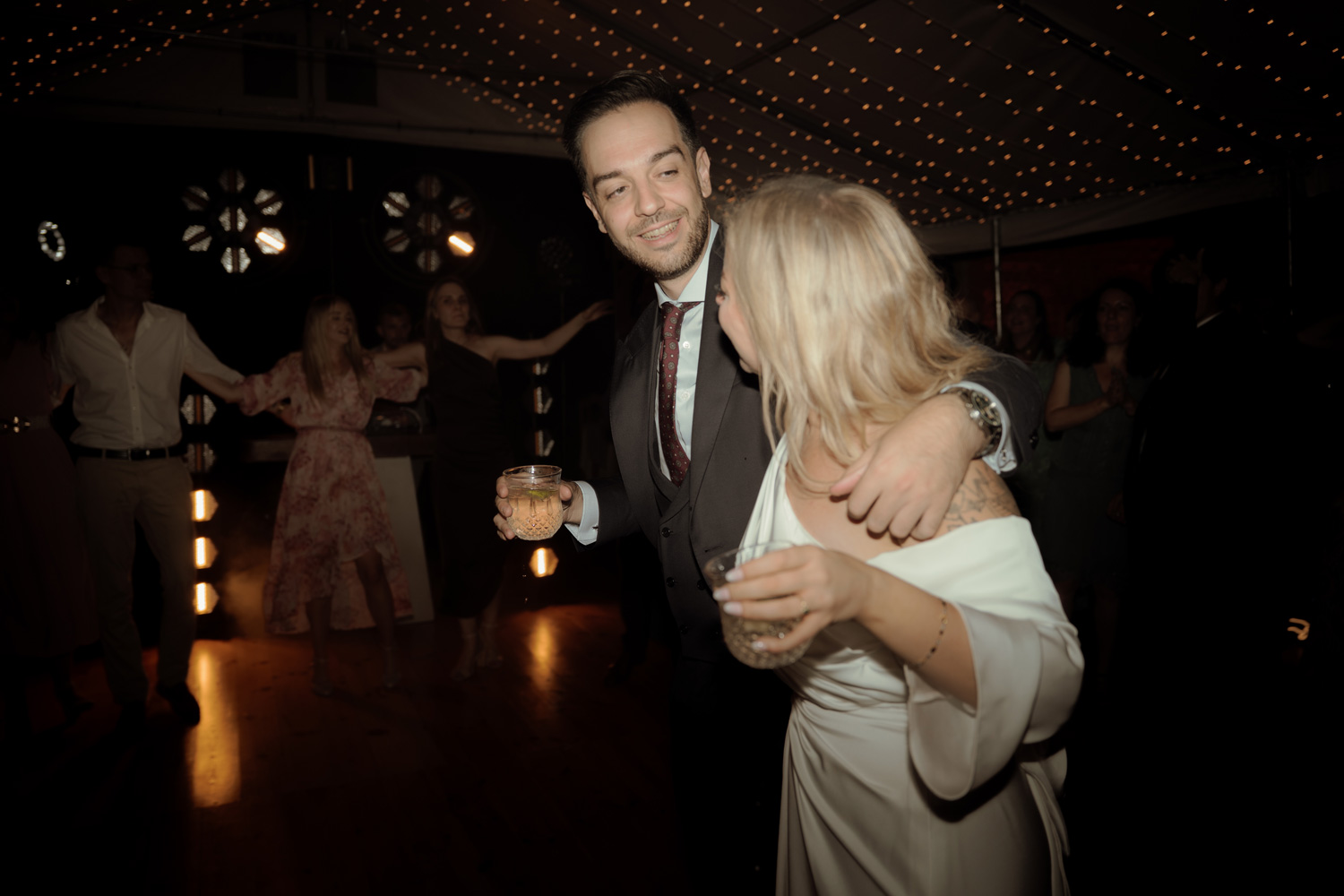 slub w plenerze tokarnia00163 - Polsko-hiszpański ślub w plenerze - Tokarnia